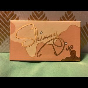 Kylie Skinny Dip palette